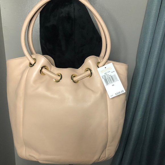 Michael Kors Blush Leather Ring Tote NWT - Picture 10 of 11